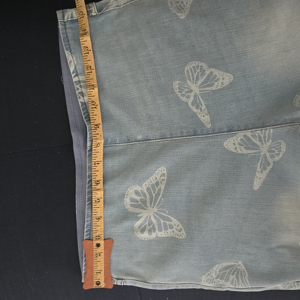 NWOT Junior No Boundaries Light Blue Denim Bell Bottom Jeans Size M (7-9) - Picture 13 of 16